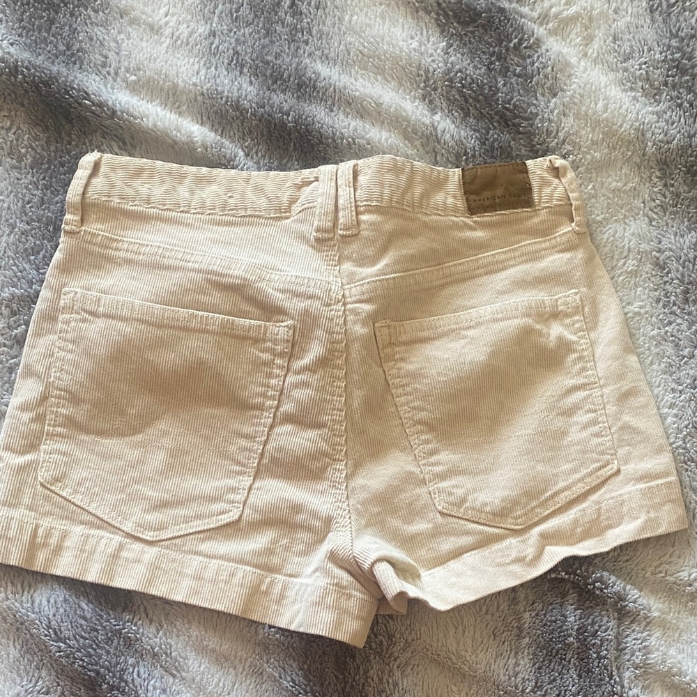 4/$30 Corduroy Cream Women’s Shorts - Picture 4 of 4